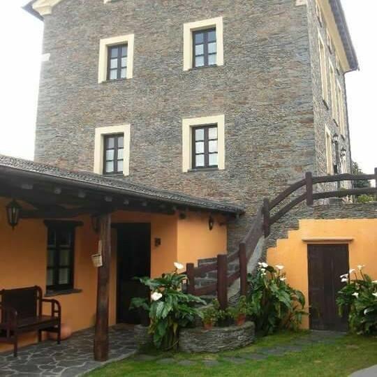 Casa De Aldea El Conceyu Navia Exterior photo